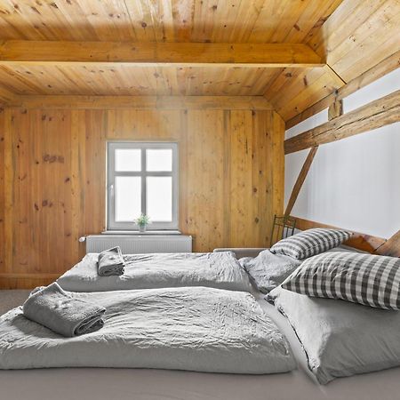 Sabina Mounteurwohnung Dachboden I 55 Zoll Tv I Schlafcouch Mit 20Cm Matraze 2 Weitere Schlafplaetze I Kueche I Bad Trebbin Extérieur photo